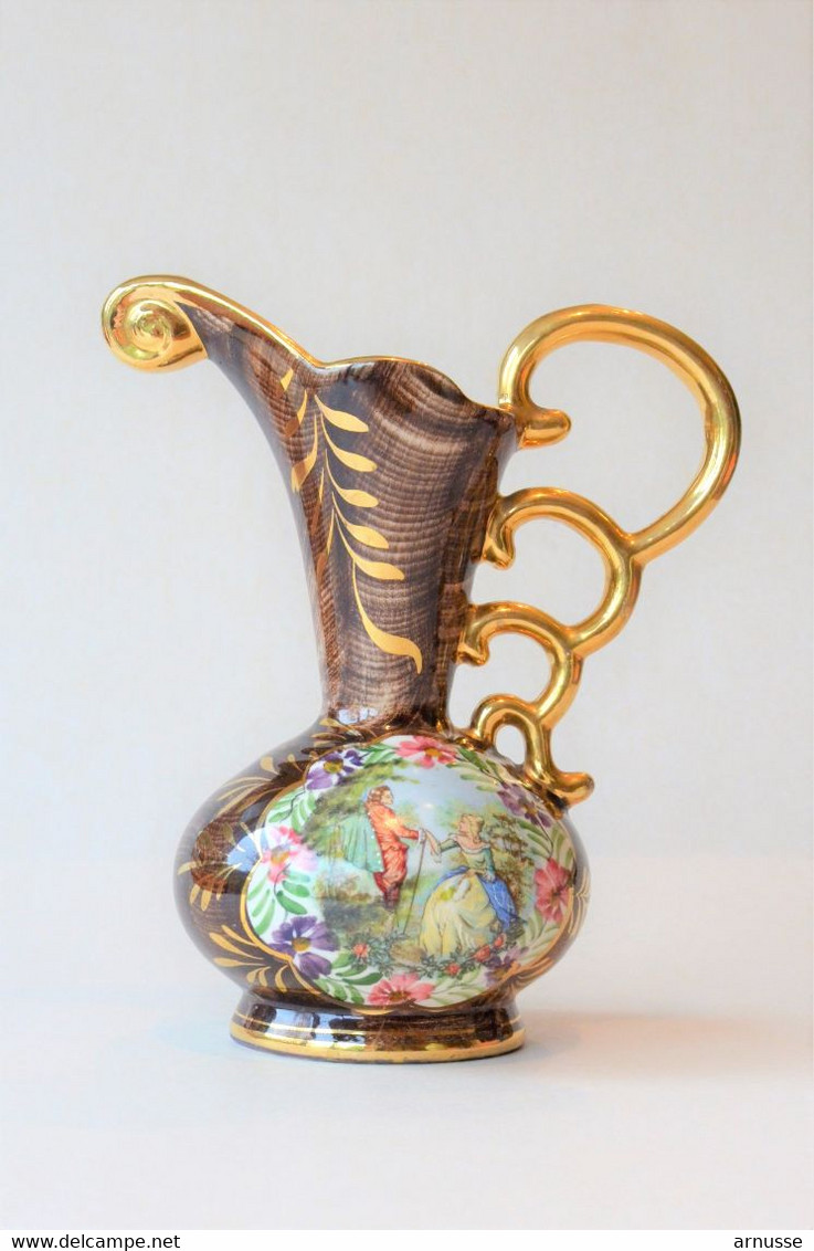 ancien vase aiguière en faïence XXème siècle Bequet Quaregnon 17 cm très bon état