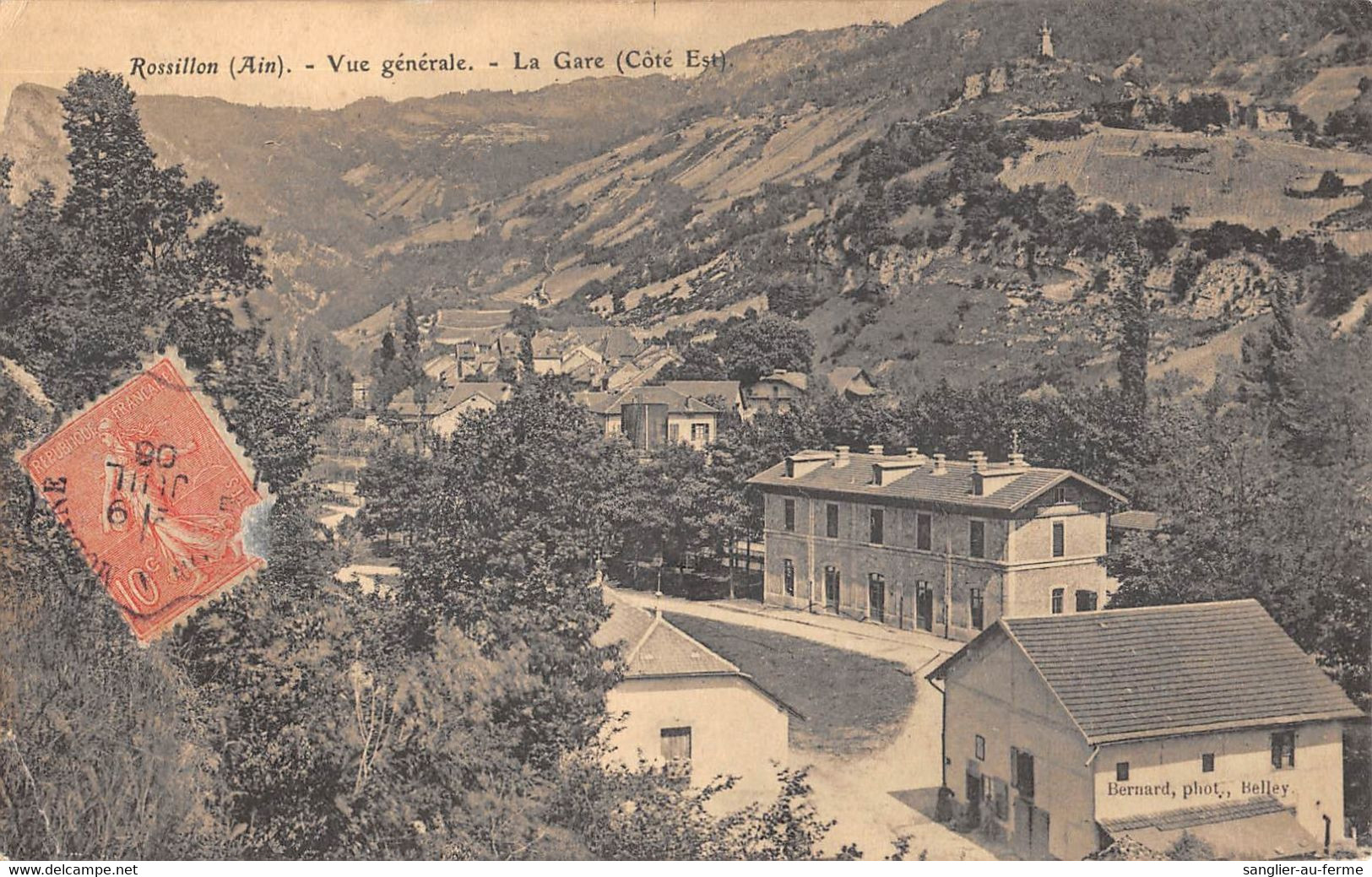 CPA 01 ROUSSILLON VUE GENERALE LA GARE COTE EST - Unclassified