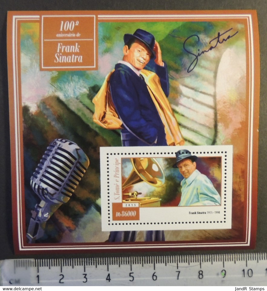 St Thomas 2015 Frank Sinatra Cinema Music S/sheet Mnh - Ganze Bögen