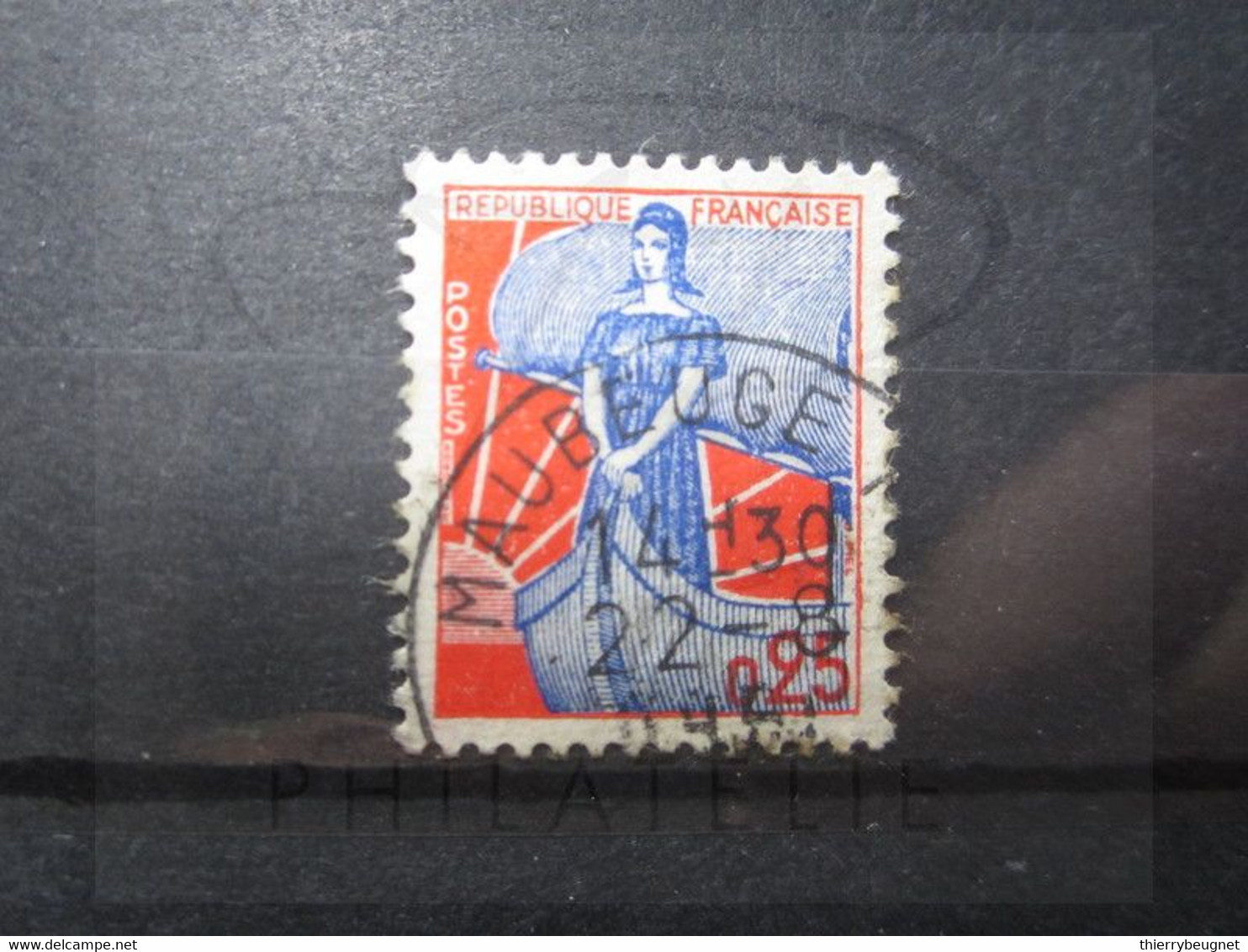 VEND BEAU TIMBRE DE FRANCE N° 1234 , OBLITERATION " MAUBEUGE " !!! - 1959-1960 Marianne à La Nef