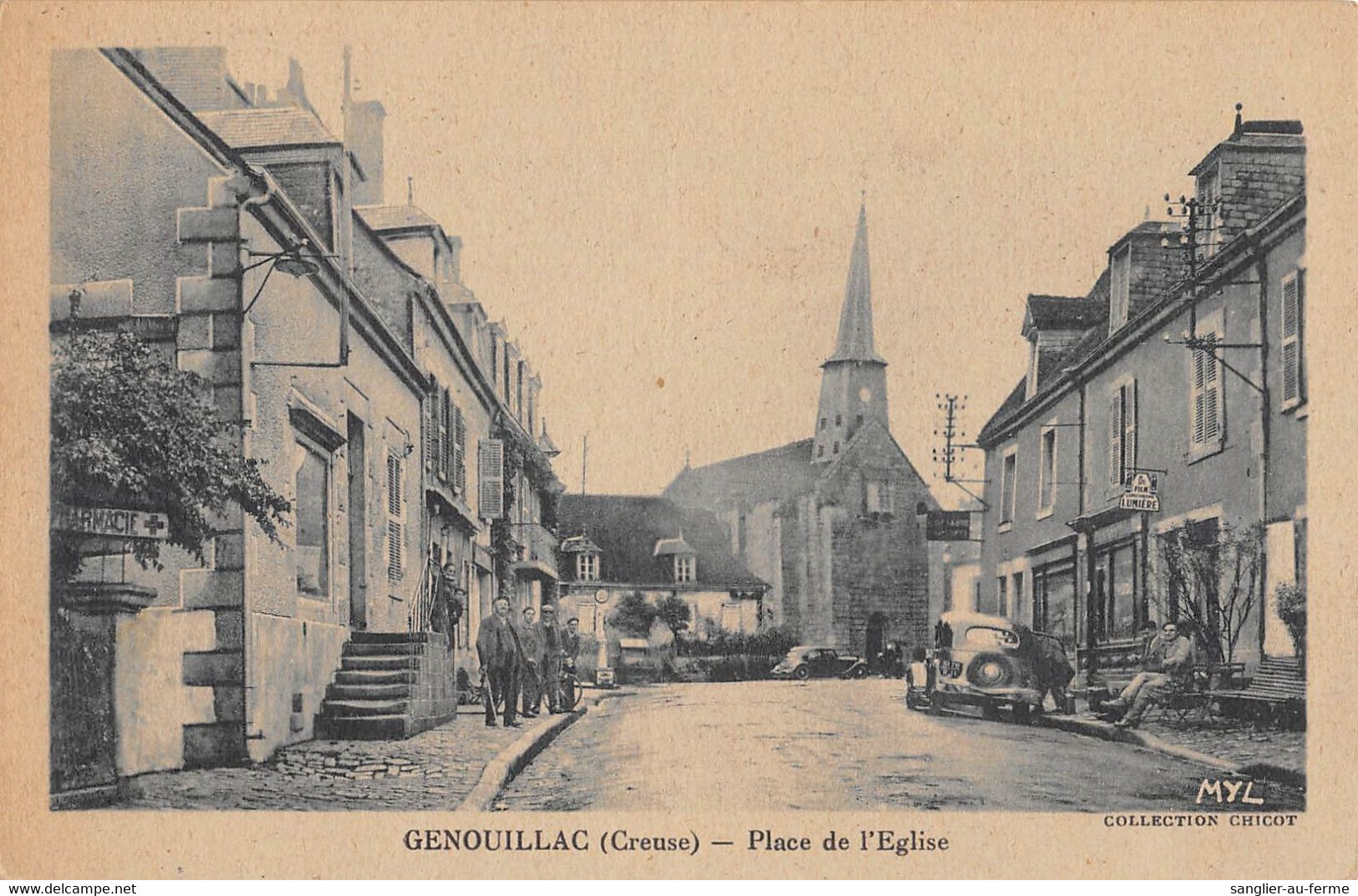 CPA 23 GENOUILLAC PLACE DE L'EGLISE - Autres & Non Classés