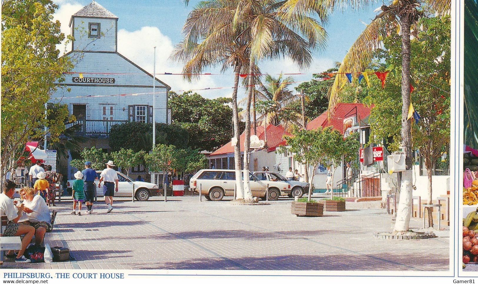 Saint Martin FWI The Court House At Philipsburg Market In Marigot - Toyota Corolla Mazda 929 Station Wagon 21 X 10.5 Cm - Saint-Martin