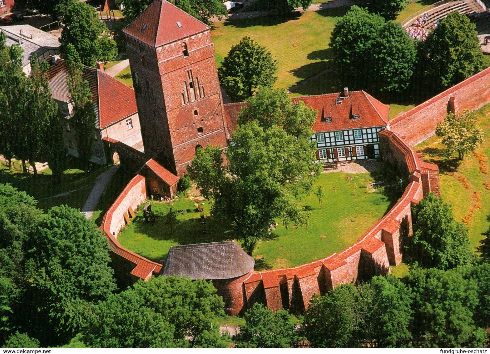 AK Wittstock Dosse Amtsturm Mit Burghof Heimatmuseum Luftaufnahme Luftbild Alte Bischofsburg - Wittstock