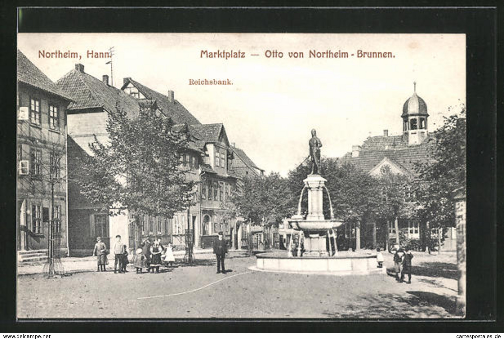 AK Northeim I. Hann., Marktplatz Mit Otto Von Northeim-Brunnen - Northeim