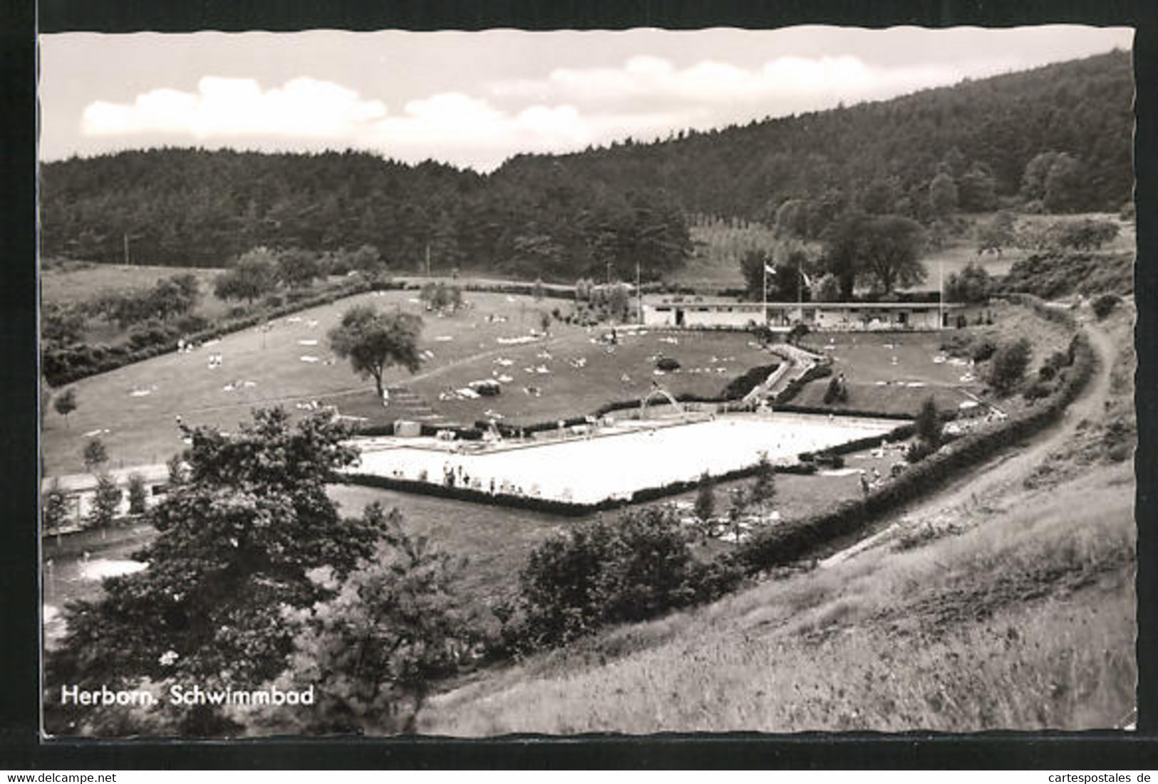 AK Herborn, Blick Zum Schwimmbad - Herborn