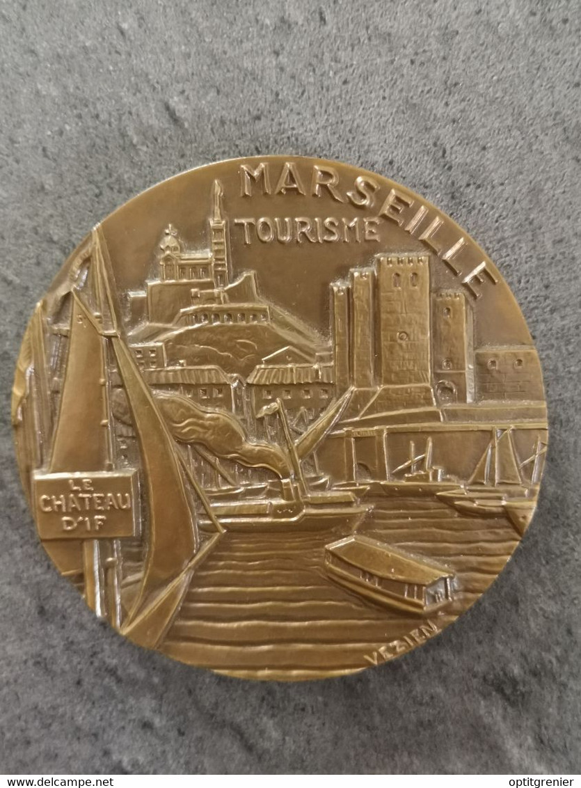 MEDAILLE BRONZE LA BOUILLABAISSE MARSEILLE TOURISME CHATEAU D'IF MONNAIE DE PARIS / 191 G / 67 MM - Sonstige & Ohne Zuordnung