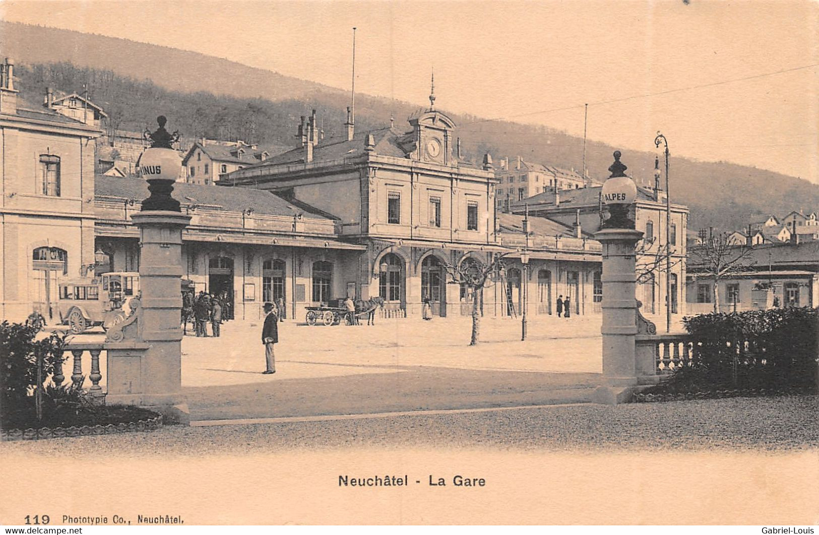 Neuchâtel La Gare - Neuchâtel