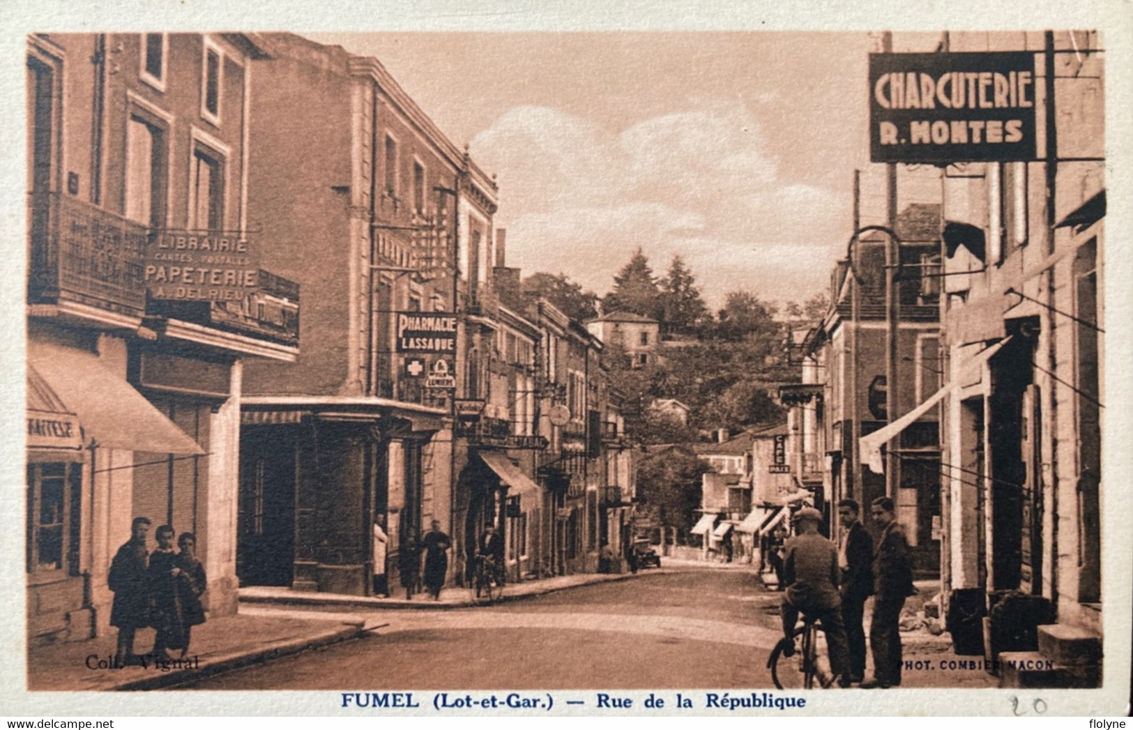 Gimel - La Rue De La République - Pharmacie LASSAQUE - Charcuterie MONTES - Librairie Papeterie DELRIEU- Débit Tabac - Fumel