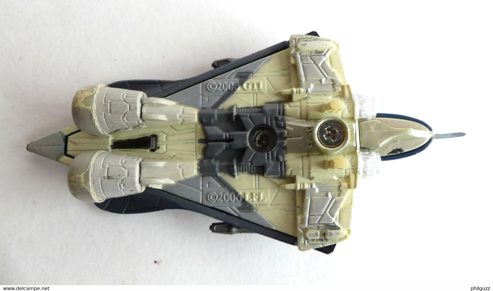 Figurine MICROMACHINES STAR WARS ACTION FLEET TITANIUM ALPHA SERIES JEDI STARFIGHTER MODELE TV 2005 EN METAL - Other & Unclassified