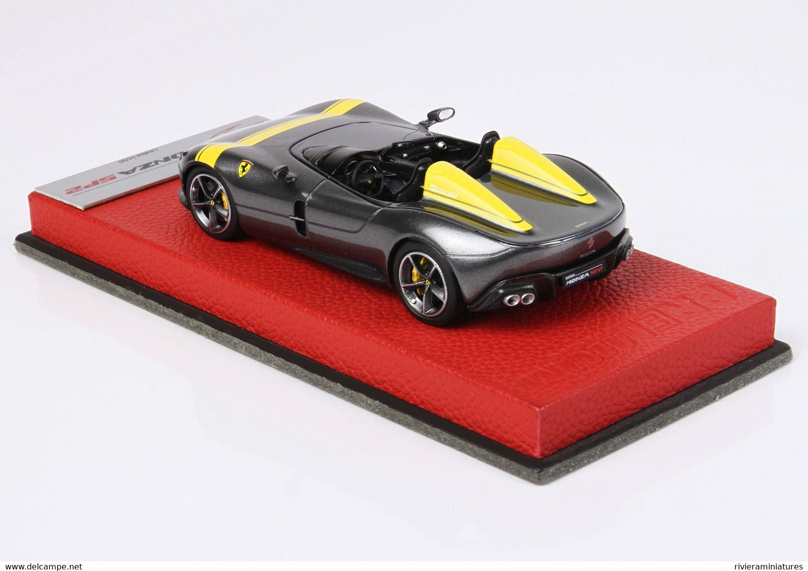 BBR - FERRARI Monza SP2 - Met. Silver / Yellow - BBRC221HPRE - 1/43 - BBR