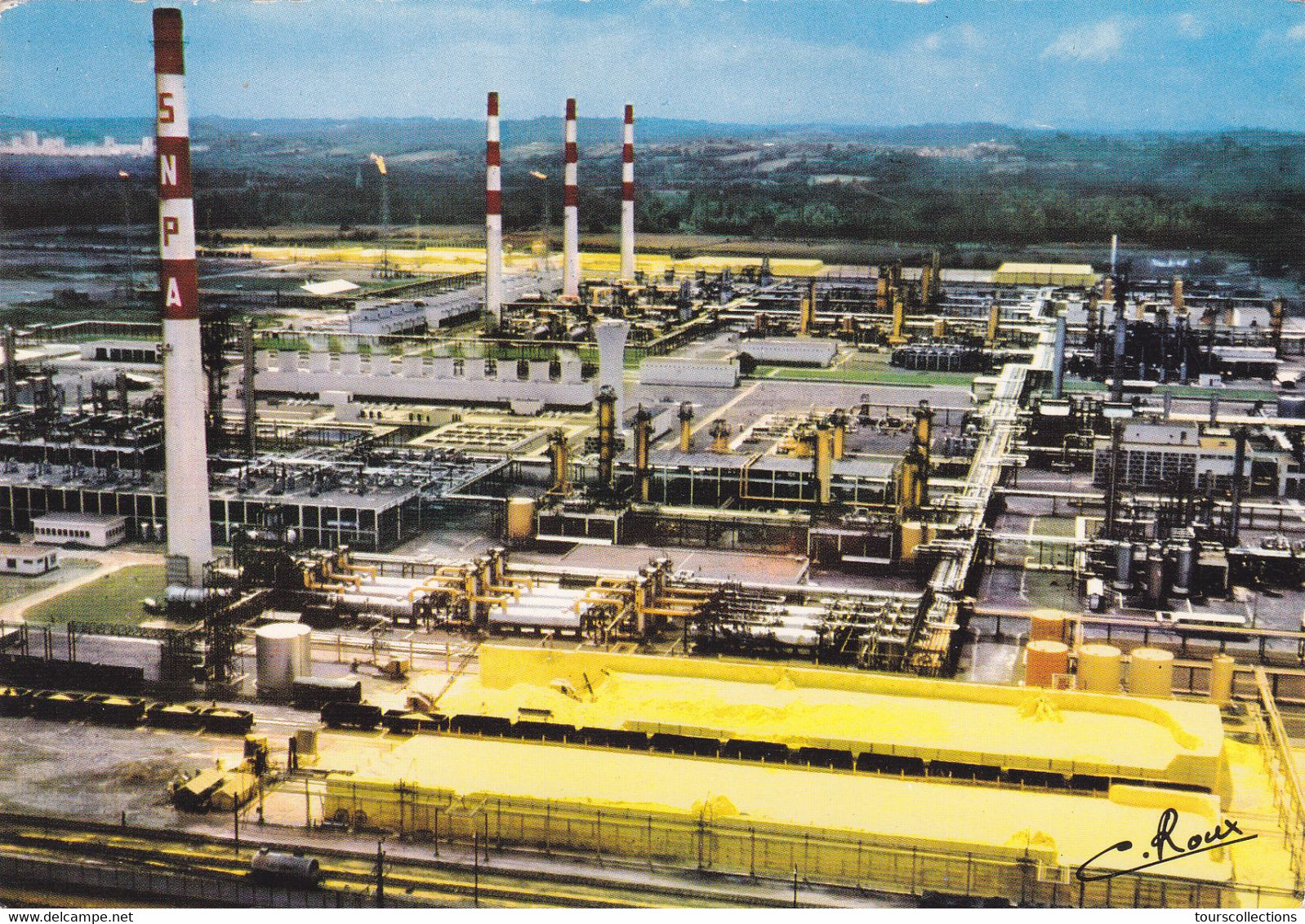 CPSM 64 @ LACQ - Vue Aérienne De L'Usine De La Société Nationale Des Pétroles D'Aquitaine - Lacq