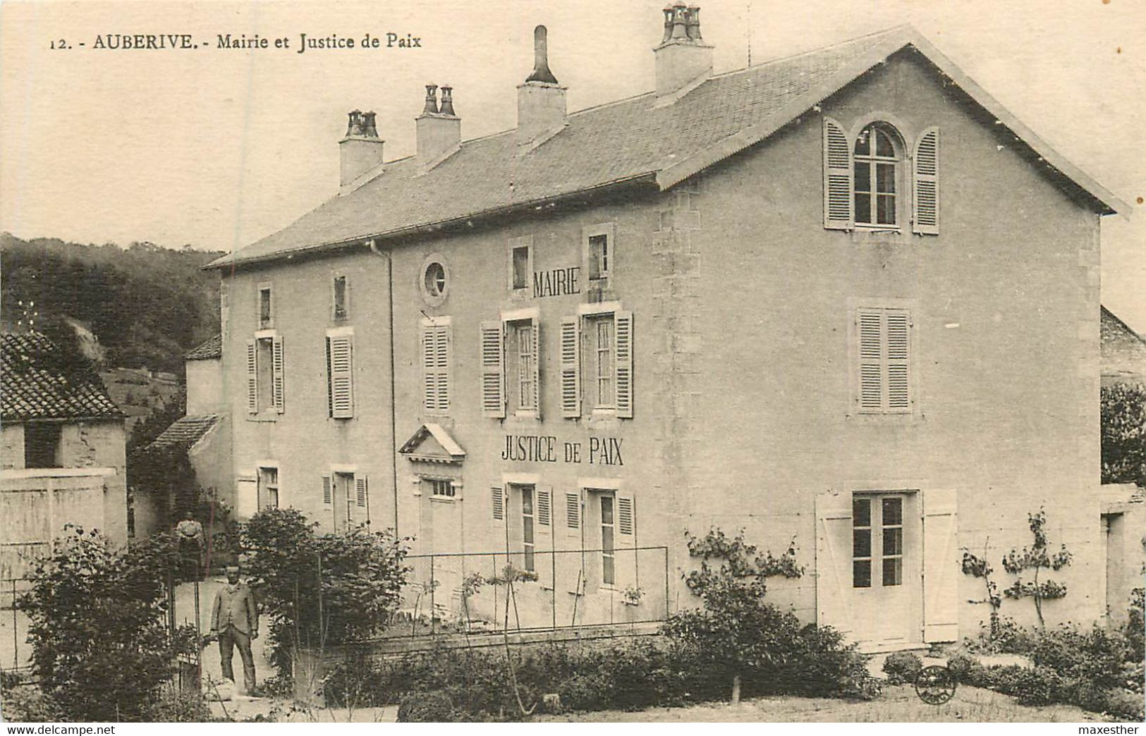 AUBERIVE Mairie Et Justice De Paix - Auberive