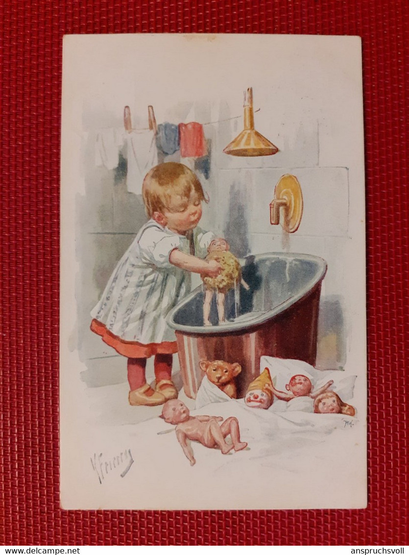 CPA - Illustrateur Karl FEIERTAG - ENFANT LAVANT SA POUPEE - Feiertag, Karl