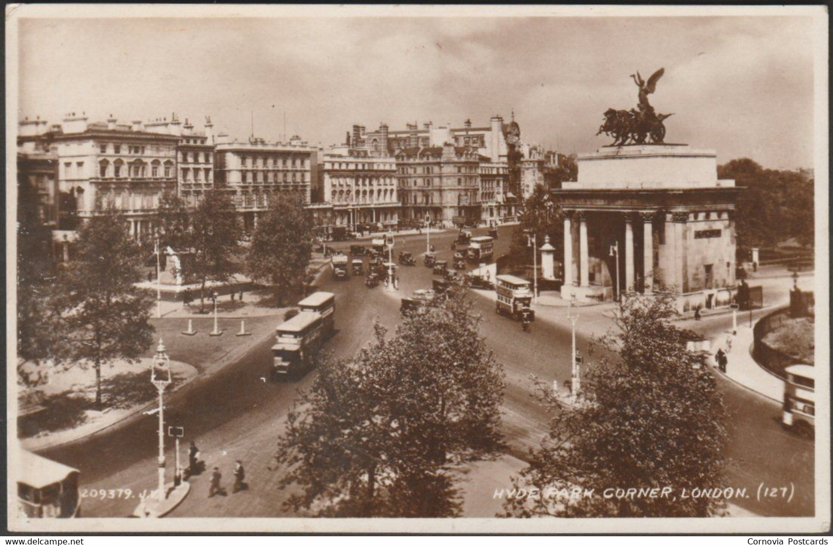 Hyde Park Corner, London, 1935 - Valentine's RP Postcard - Hyde Park