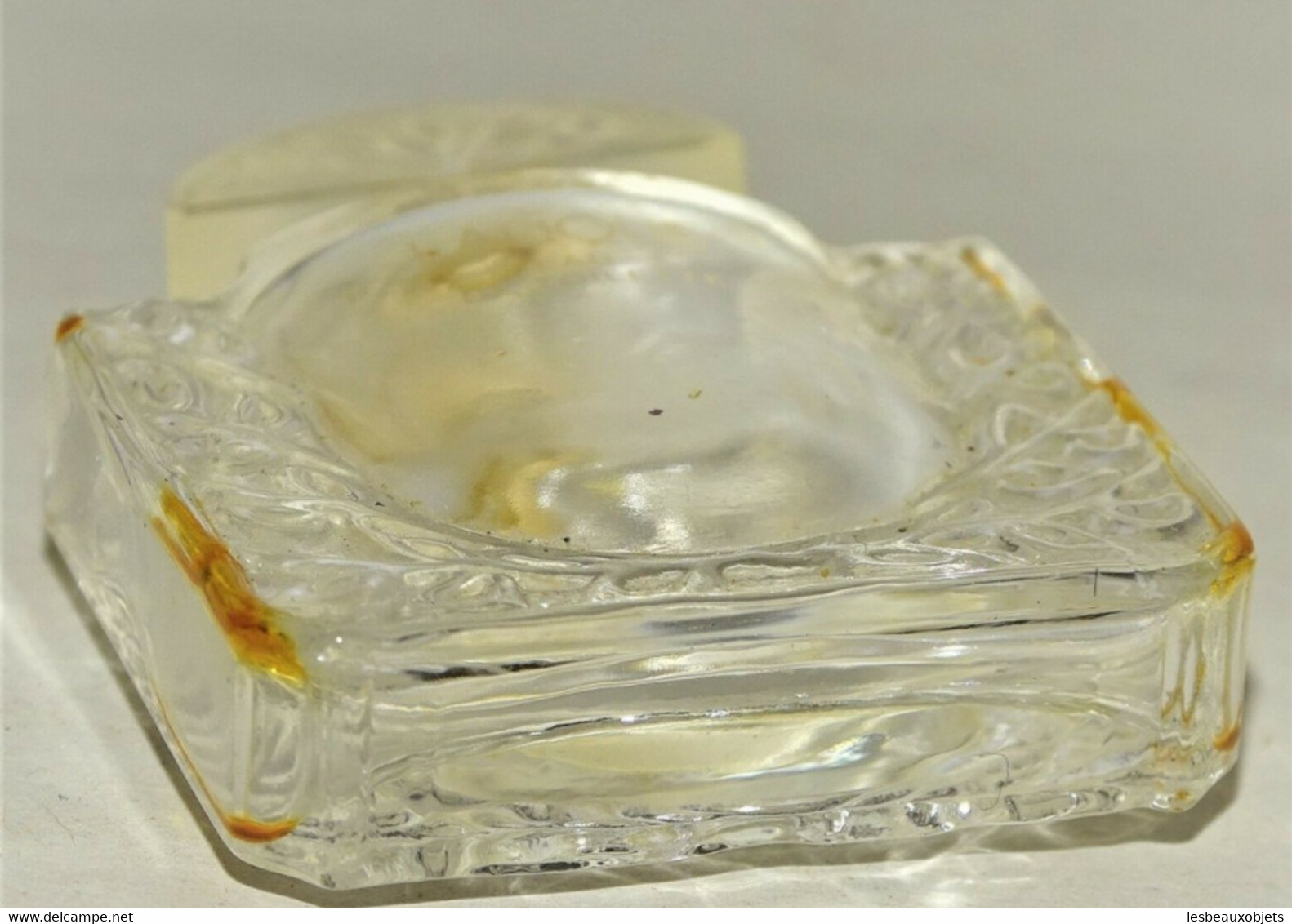 ANCIEN FLACON MINIATURE LALIQUE EAU DE TOILETTE avec BOUCHON Collection vitrine il est vide