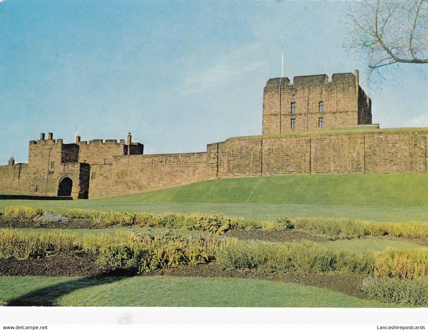 Postcard Carlisle Castle Cumberland My Ref B25014 - Carlisle