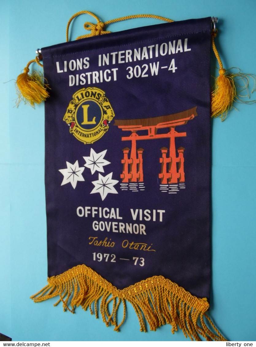 Official Visit Governor TOSHIO OTANI District 302W-4 > LIONS International ( Ancien / Old > FANION > Wimpel > Pennant ) - Other & Unclassified