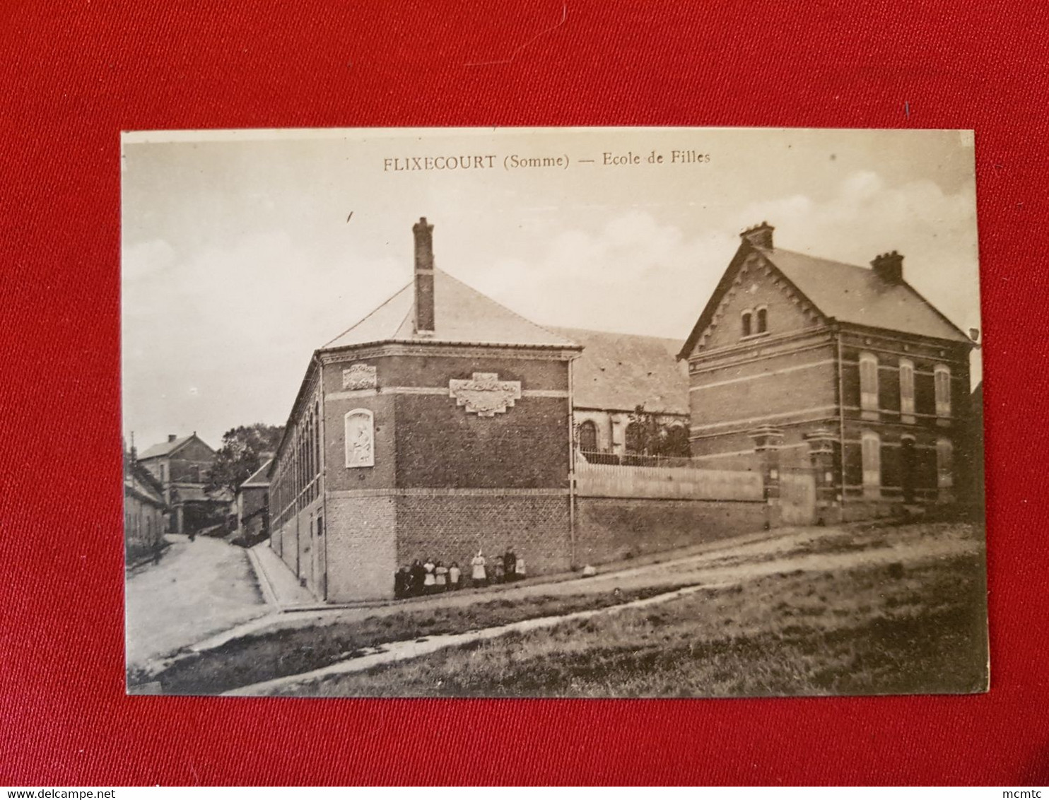 CPA  -   Flixecourt  -  (Somme) - Ecole De Filles - Flixecourt