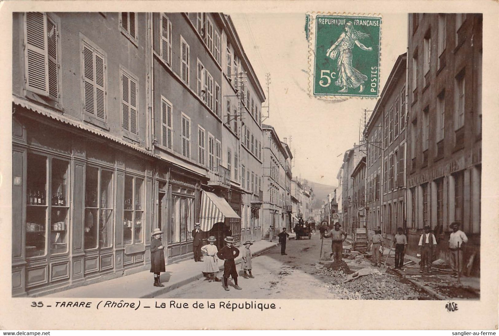 CPA 69 TARARE LA RUE DE LA REPUBLIQUE - Tarare