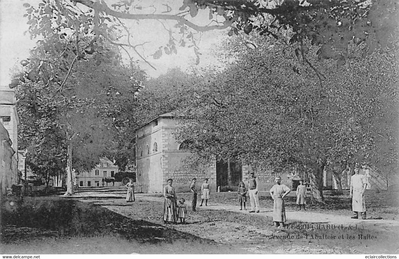 L'île-Bouchard        37        Avenue De L'abattoir Et Les Halles             (voir Scan) - L'Île-Bouchard