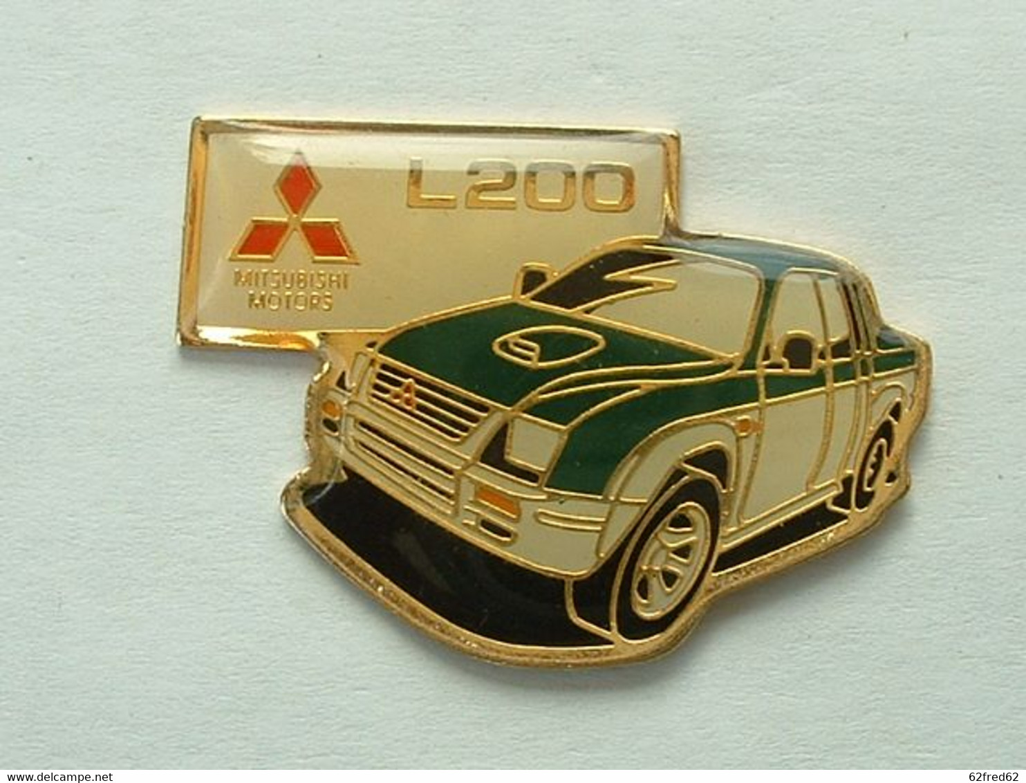 Pin's MITSUBISHI - L 200 - Mitsubishi