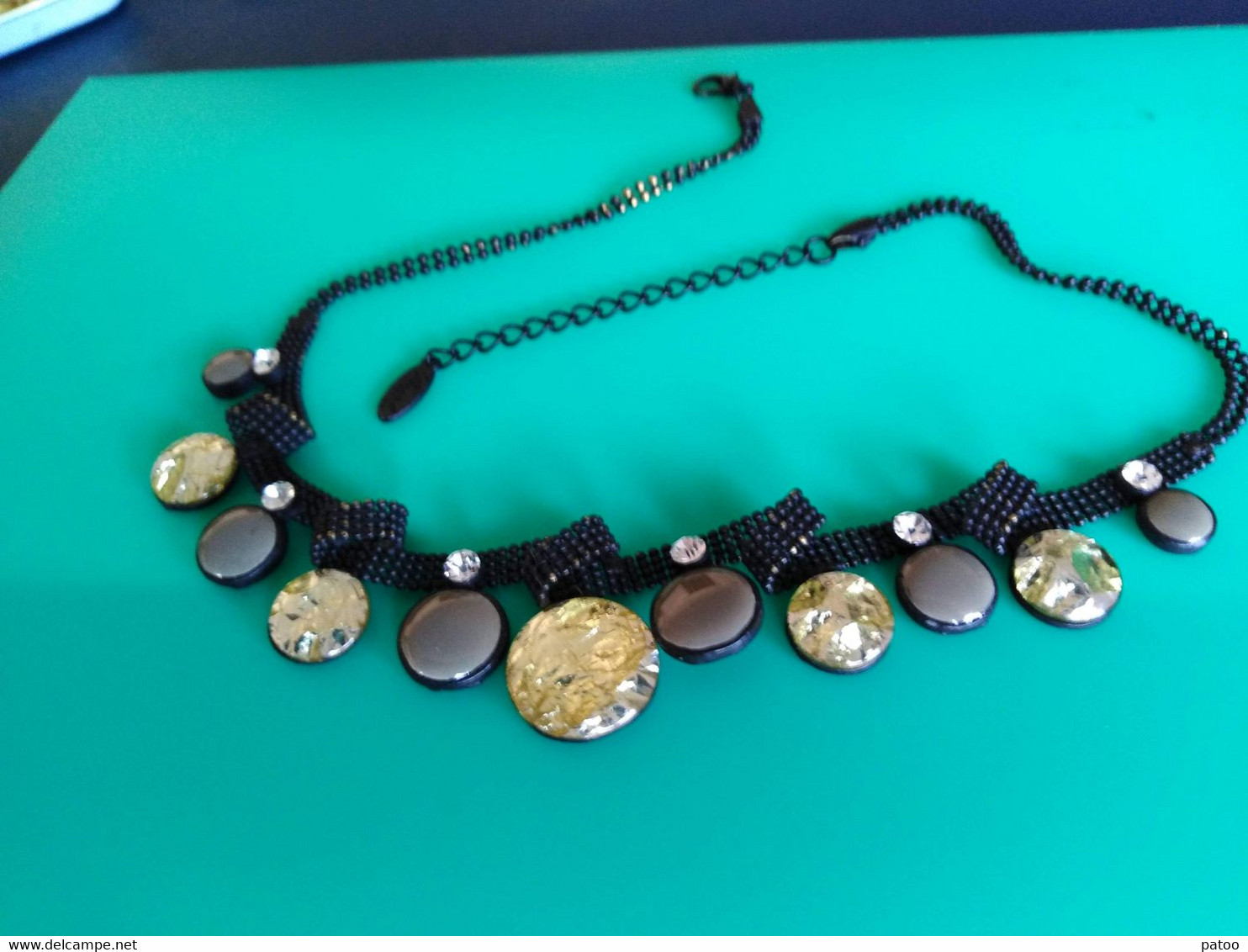 COLLIER VINTAGE COLLECTION P. BREAL /FERMOIR DE QUALITE  / NOIR ET ARGENTE / LONGUEUR 43 A 50cm / BON ETAT - Colliers/Chaînes