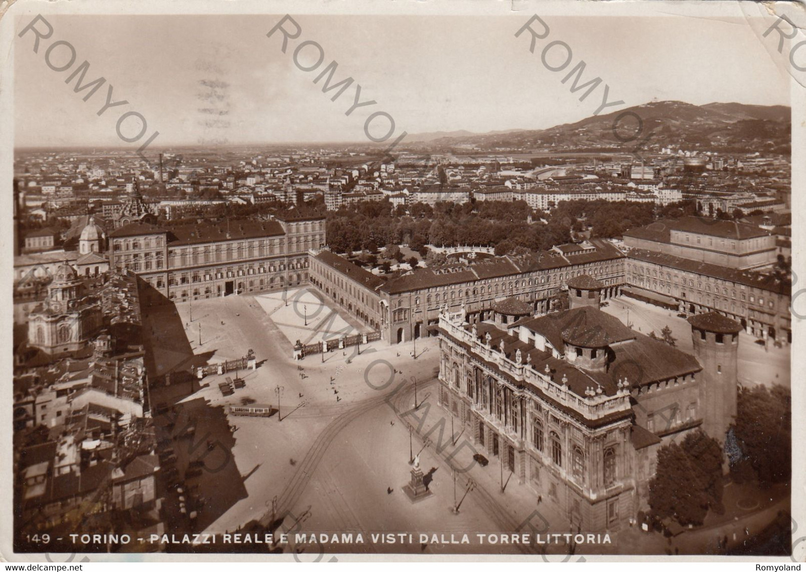 CARTOLINA  TORINO PIEMONTE,PALAZZI REALE E MADAMA VISTI DALLA TORRE LITTORIA,BELLA ITALIA,STORIA,MEMORIA,VIAGGIATA 1936 - Palazzo Reale