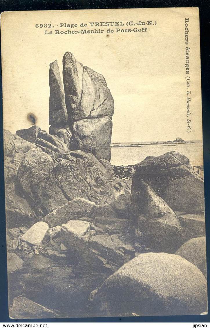 Cpa Du 22 Plage De Trestel  - Le Rocher Menhir De Pors Goff   SPT21-20 - Penvénan