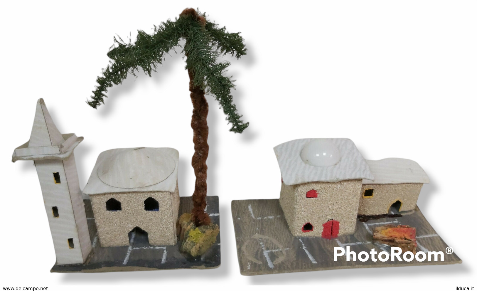 15665 Presepe - 2 Casette In Cartone / Sughero / Plastica - Weihnachtskrippen