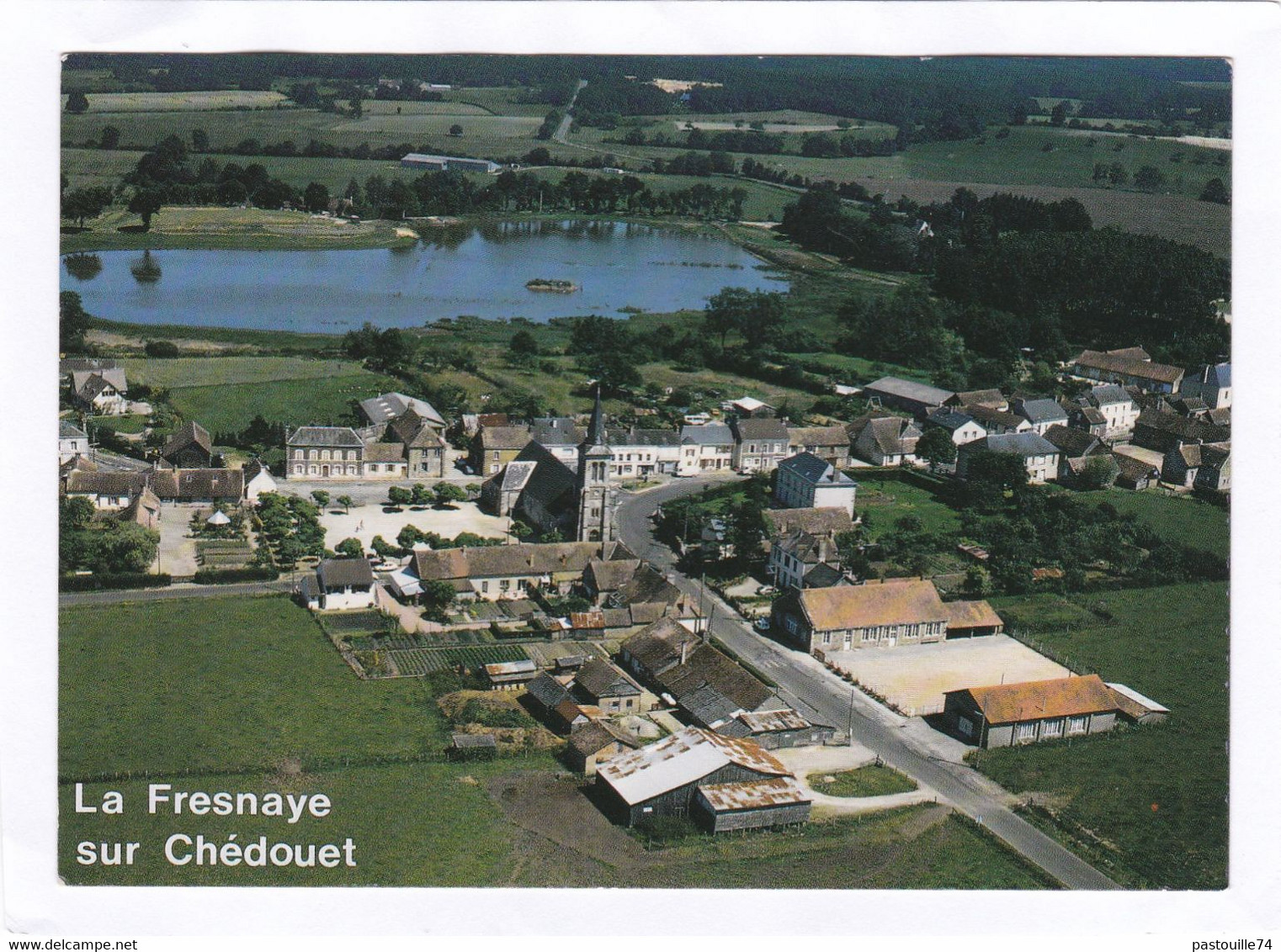 CPM : 15 X 10,5  -  LA  FRESNAYE  SUR  CHEDOUET  - Vue  Générale  Aérienne - - La Fresnaye Sur Chédouet