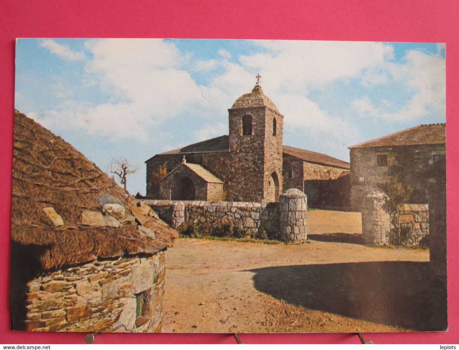 Visuel Pas Très Courant - Espagne - O Cebreiro - Lugo - Santuario - Monumento Jacobeo - R/verso - Lugo