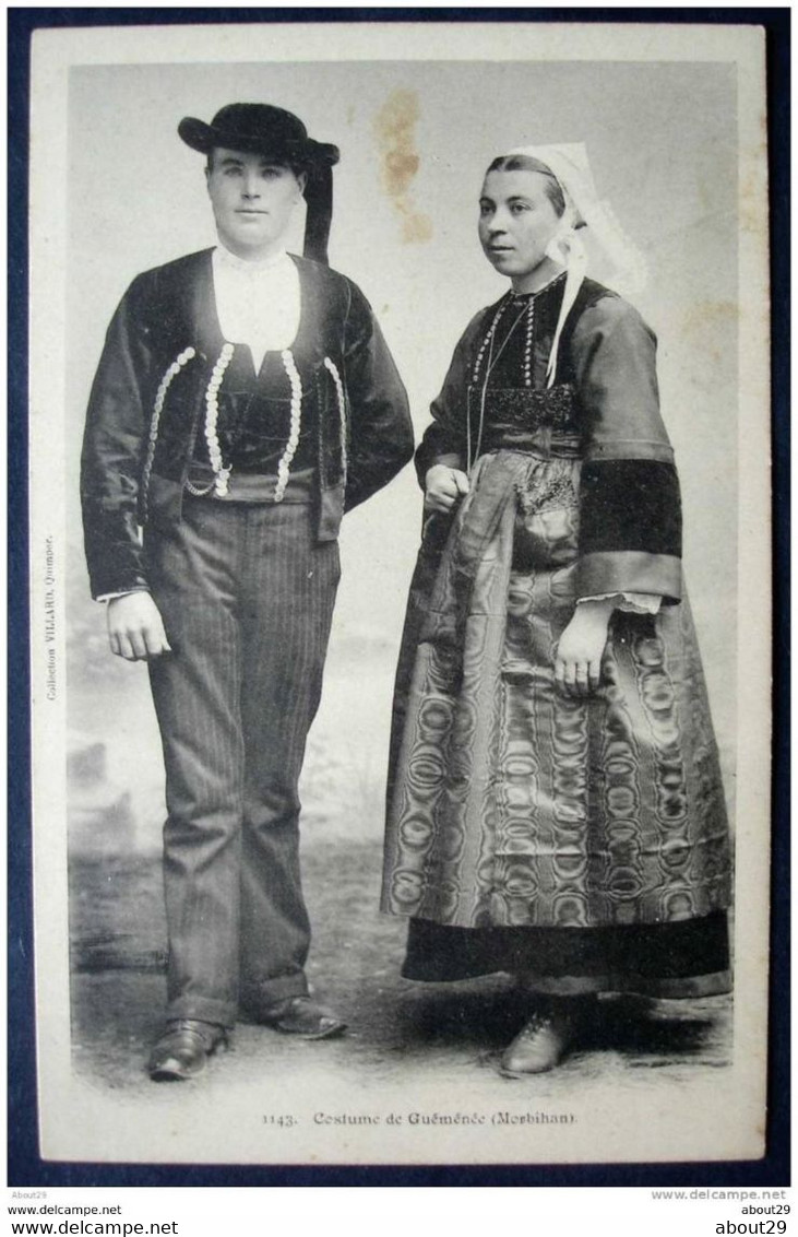 CPA 56 GUEMENE - Un Couple En Costume -  Villard 1143 Précurseur - Réf. M 57 - Guemene Sur Scorff