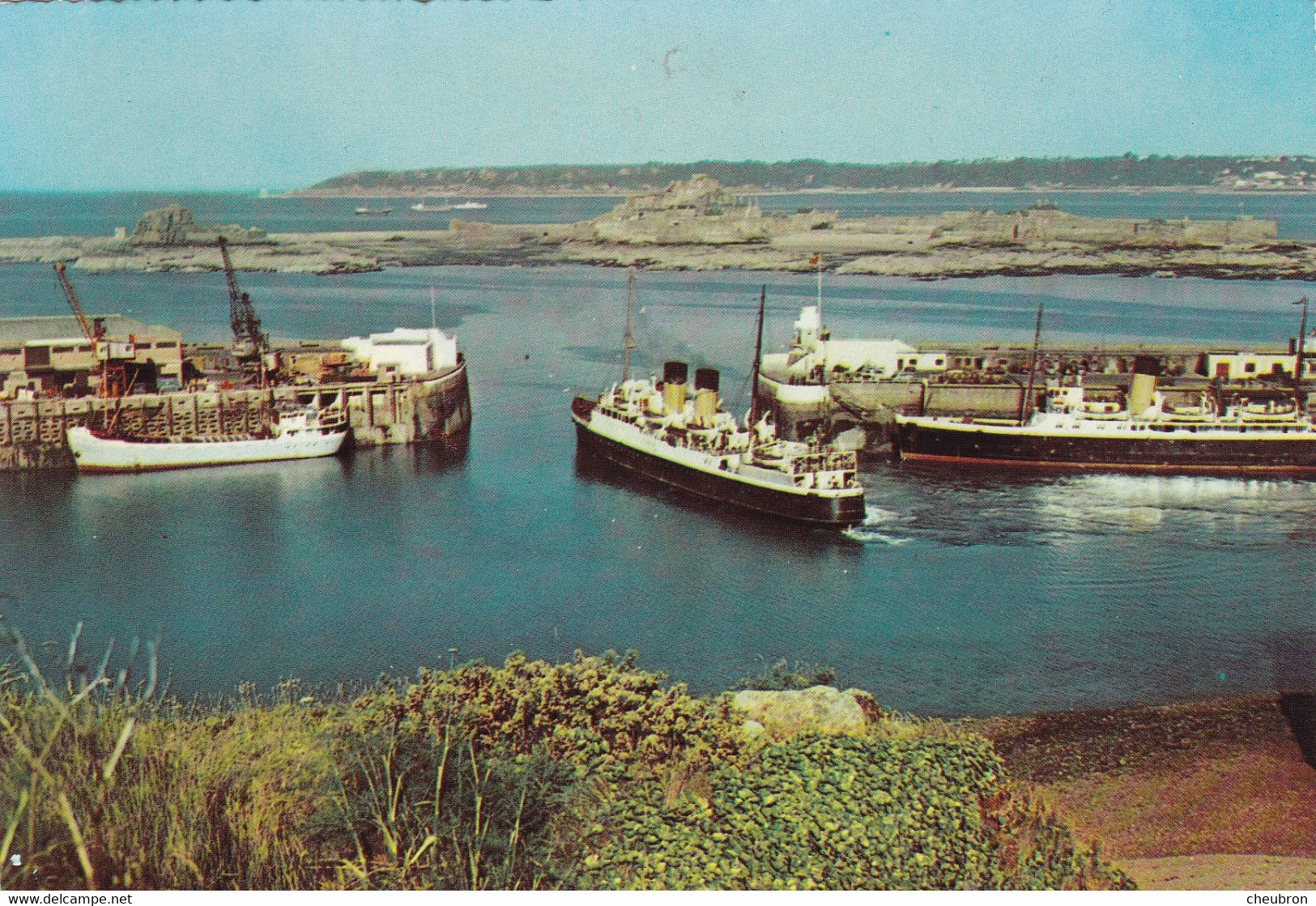 ROYAUME UNI. JERSEY. ST HELIER HARBOUR - St. Helier