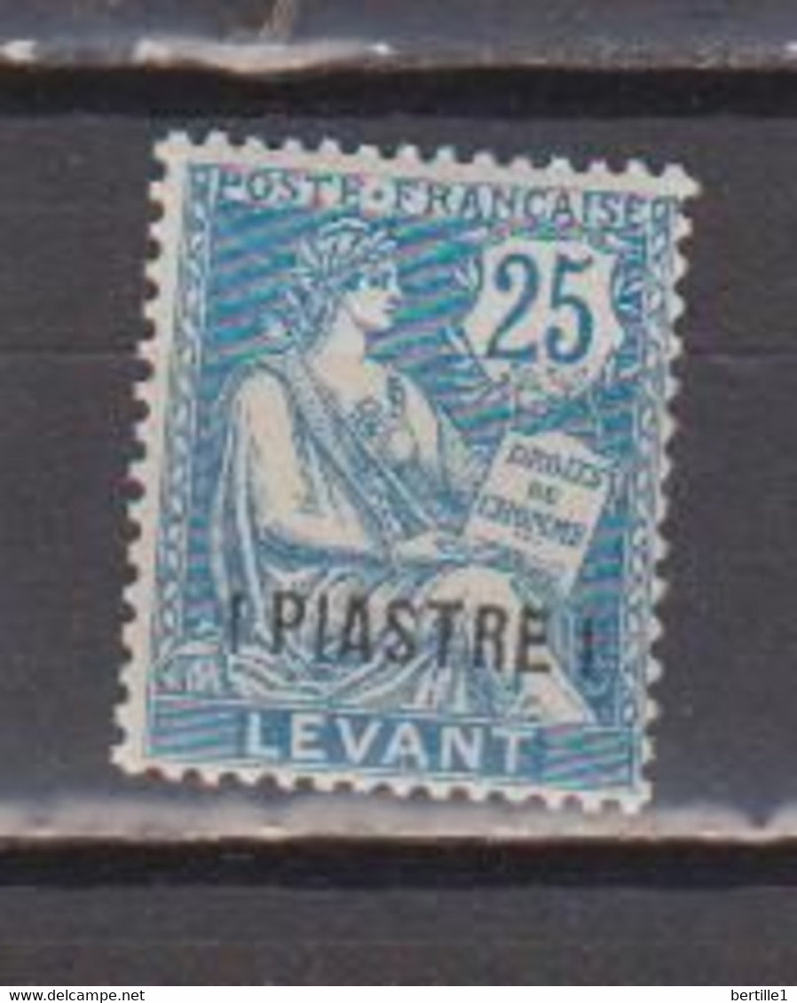 LEVANT         N° YVERT  :    17  NEUF AVEC CHARNIERES         ( CH     4 / 35 ) - Neufs