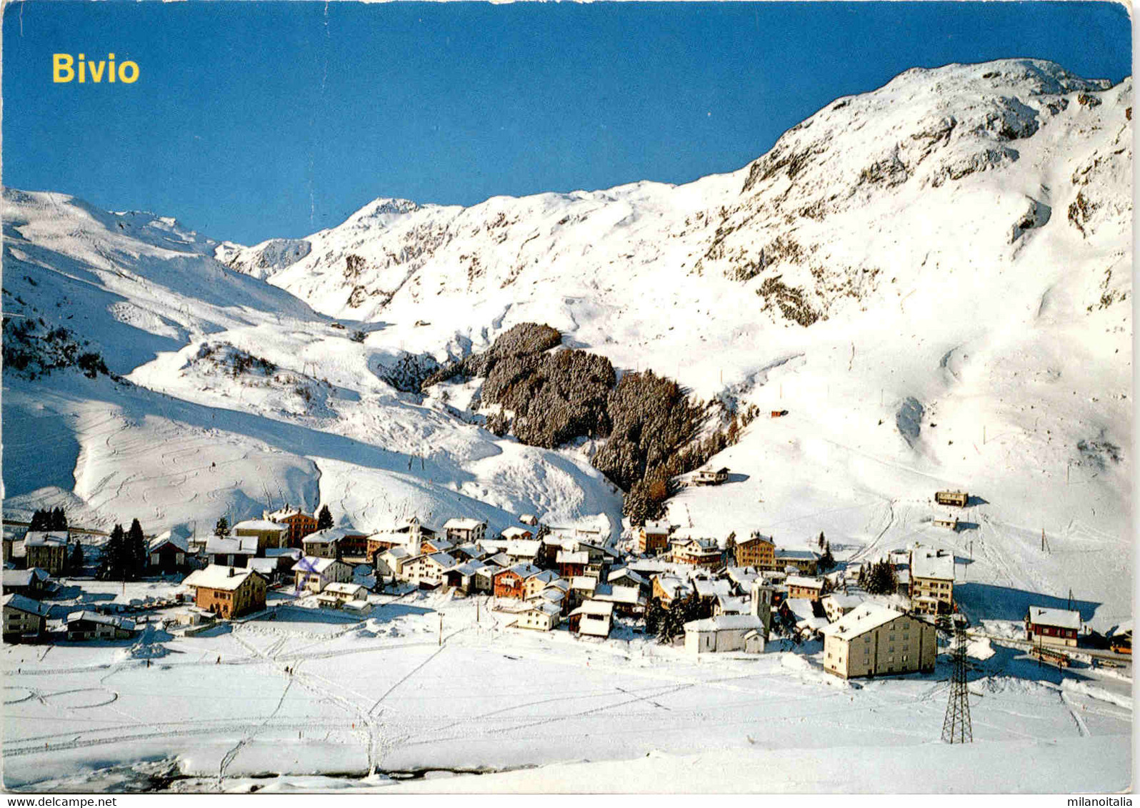 Bivio Am Julierpass Mit Skigebiet Cuolms (1600) - Bivio