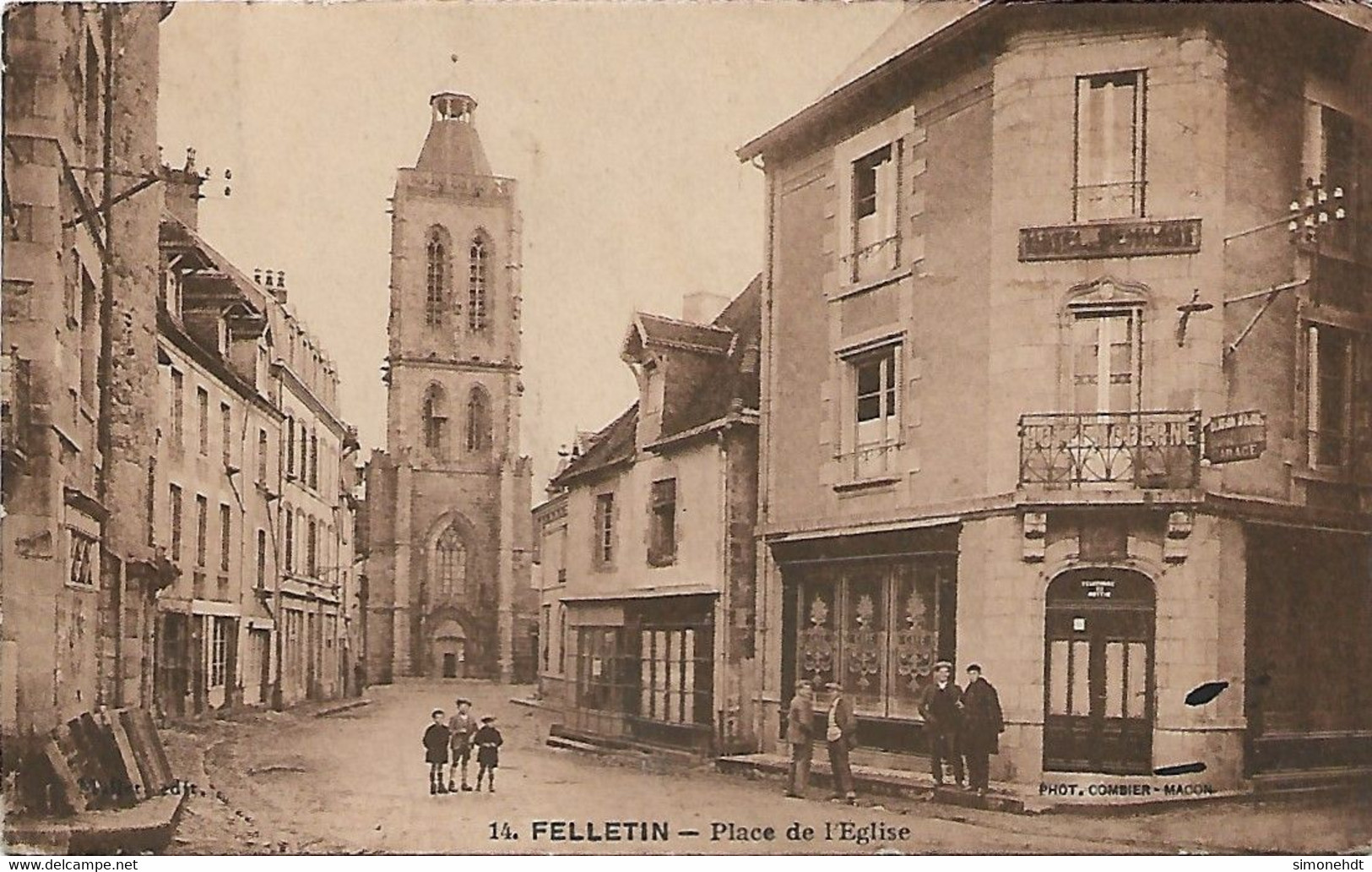 FELLETIN - Place De L'église - Felletin