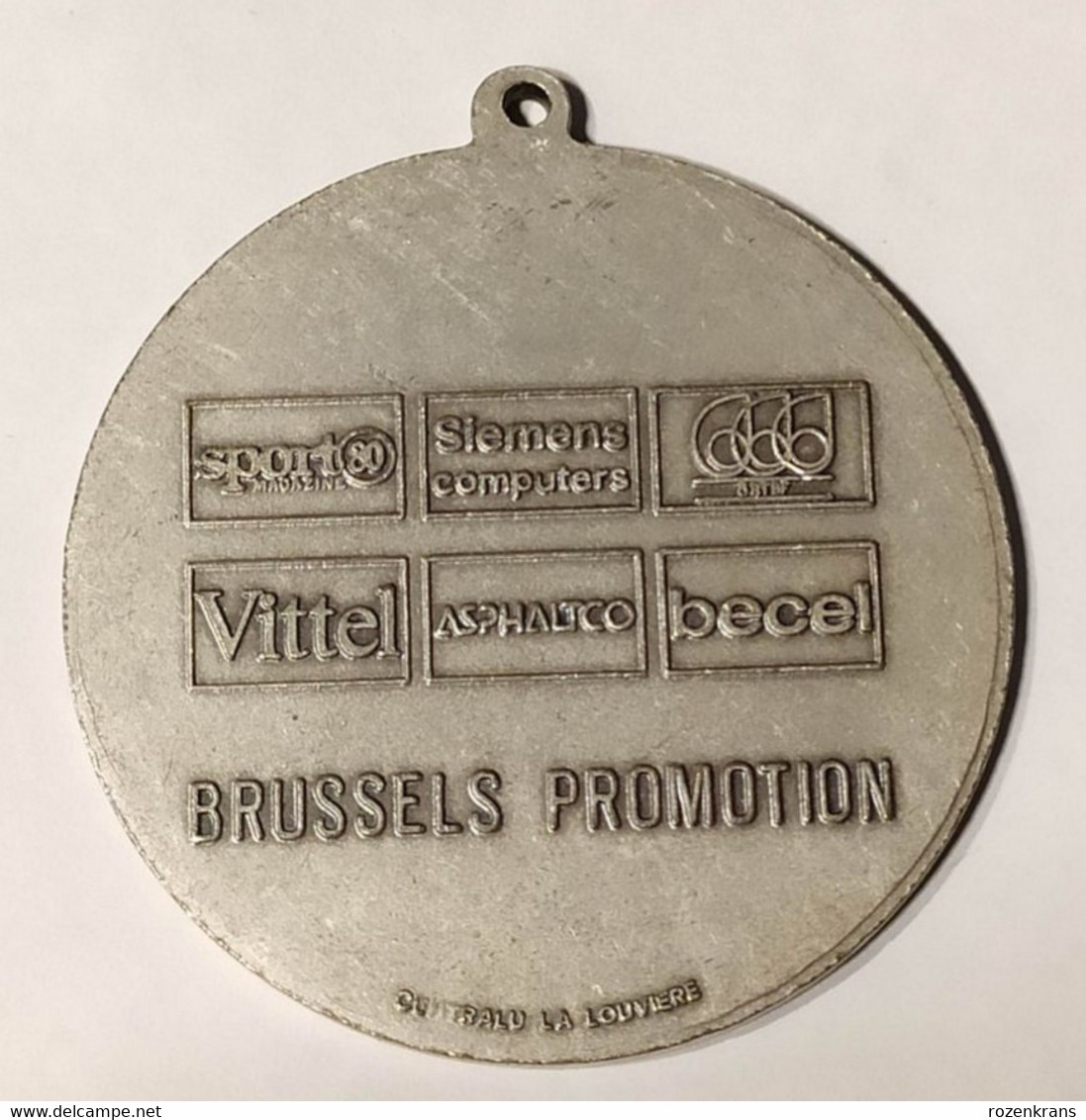 Oude Medaille Bruxelles Brussels Marathon 1987 Running Reclame Becel Vittel Siemens RTBF Asphaltco Sport 80 Magazine - Altri & Non Classificati