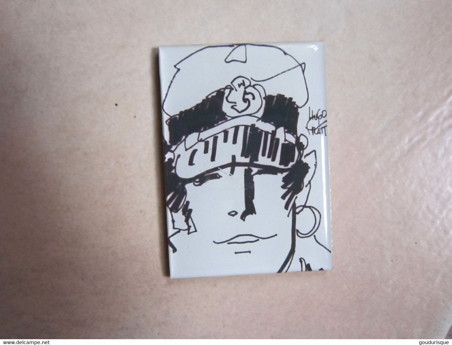 CORTO MALTESE MAGNET CORTO EN PORTRAIT  PRATT - Corto Maltese