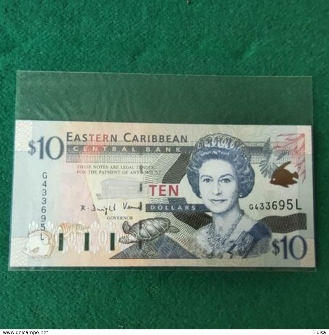 EAST CARIBBEAN 10 DOLLARS - Caraïbes Orientales