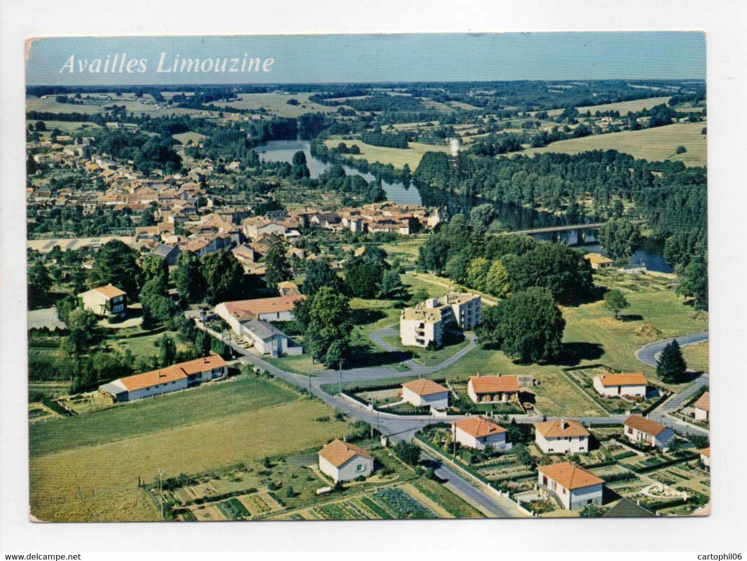 - CPM AVAILLES LIMOUZINE (86) - Vue Panoramique Aérienne 1988 - Photo CIM 0451 - - Availles Limouzine