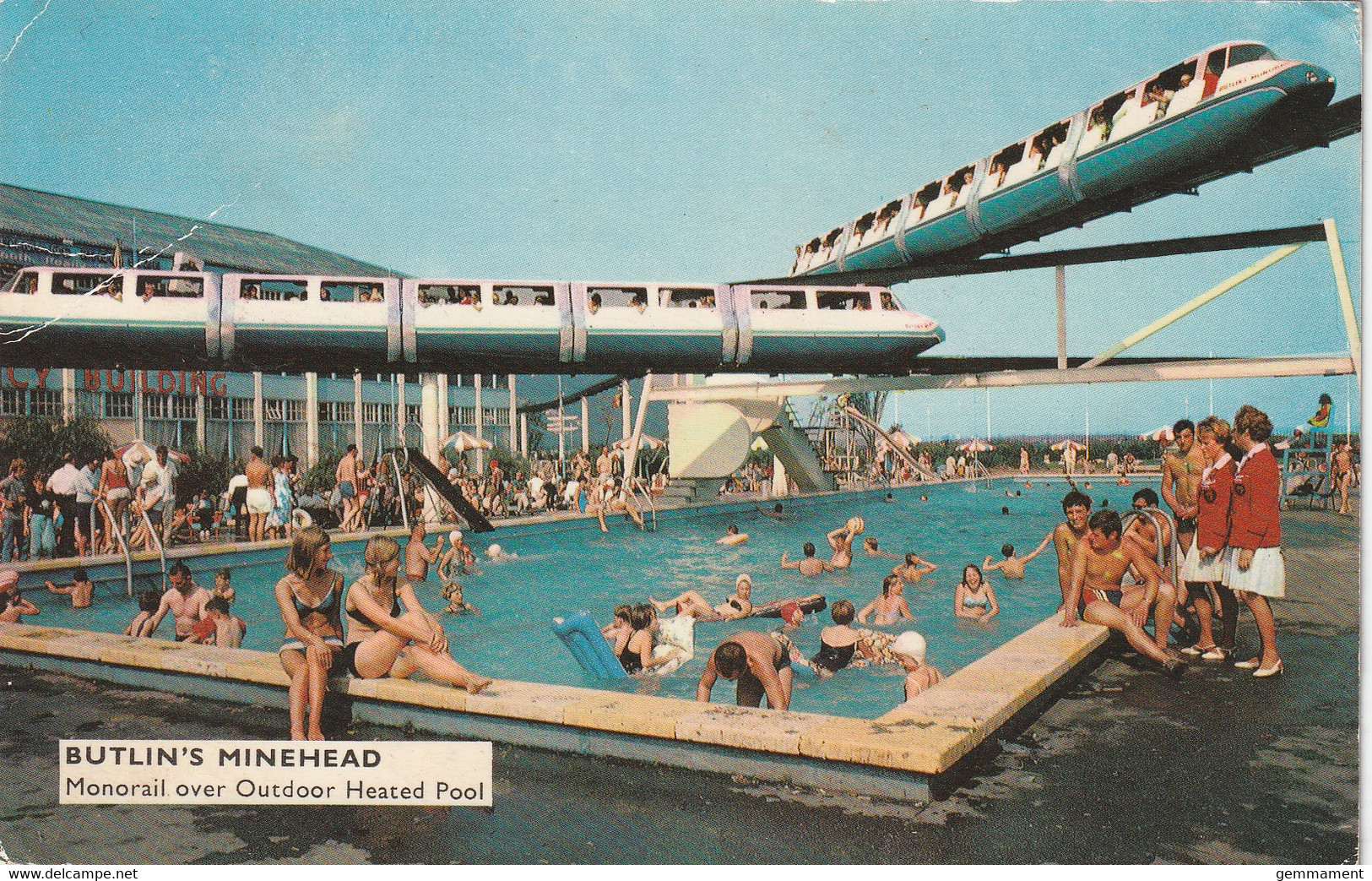 MINEHEAD - BUTLINS - MONORAIL OVER OUTDOOR HEATED POOL - Minehead