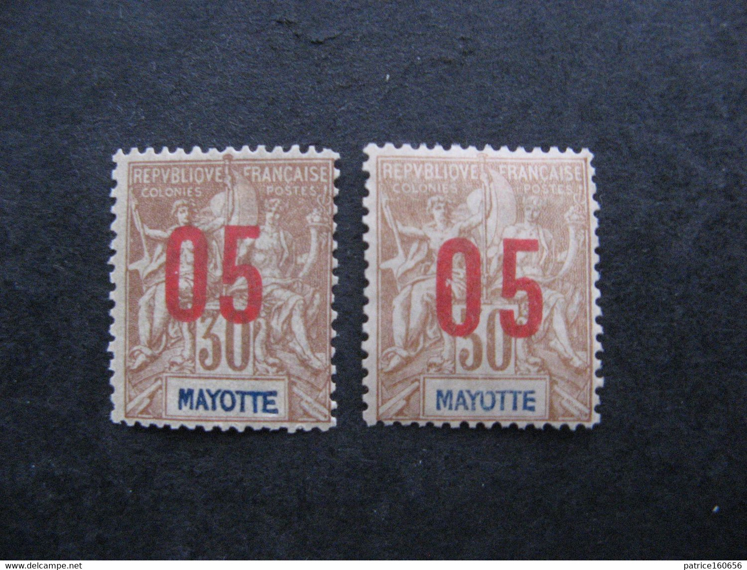 Mayotte: TB N° 26 + N° 26A Chiffres Espacés, Neufs X . - Unused Stamps