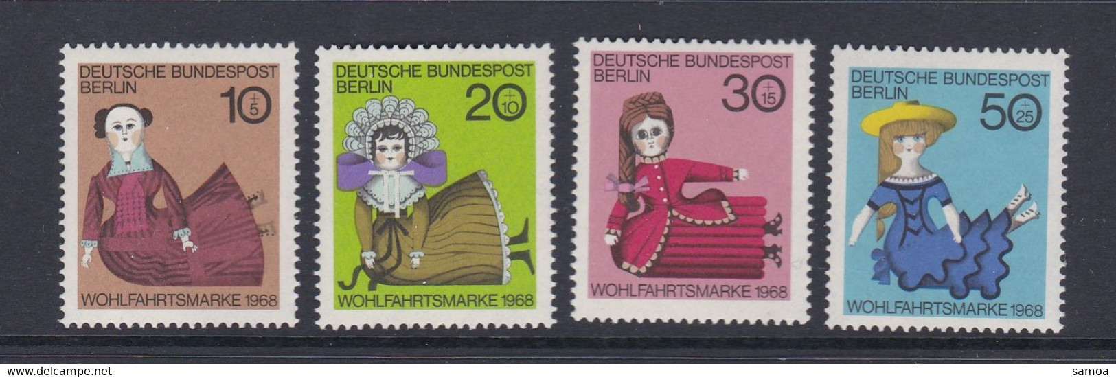 Berlin 1968 297-300 ** Poupées De Nuremberg - Bambole
