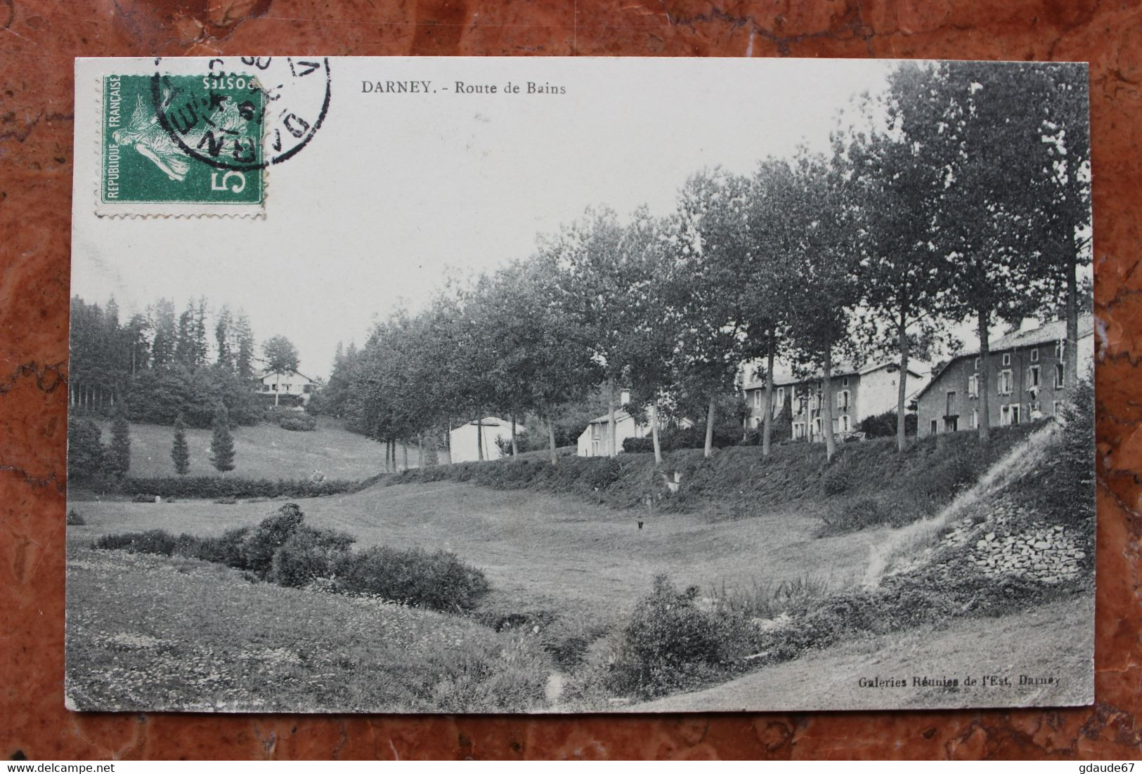 DARNEY (88) - ROUTE DE BAINS - Darney