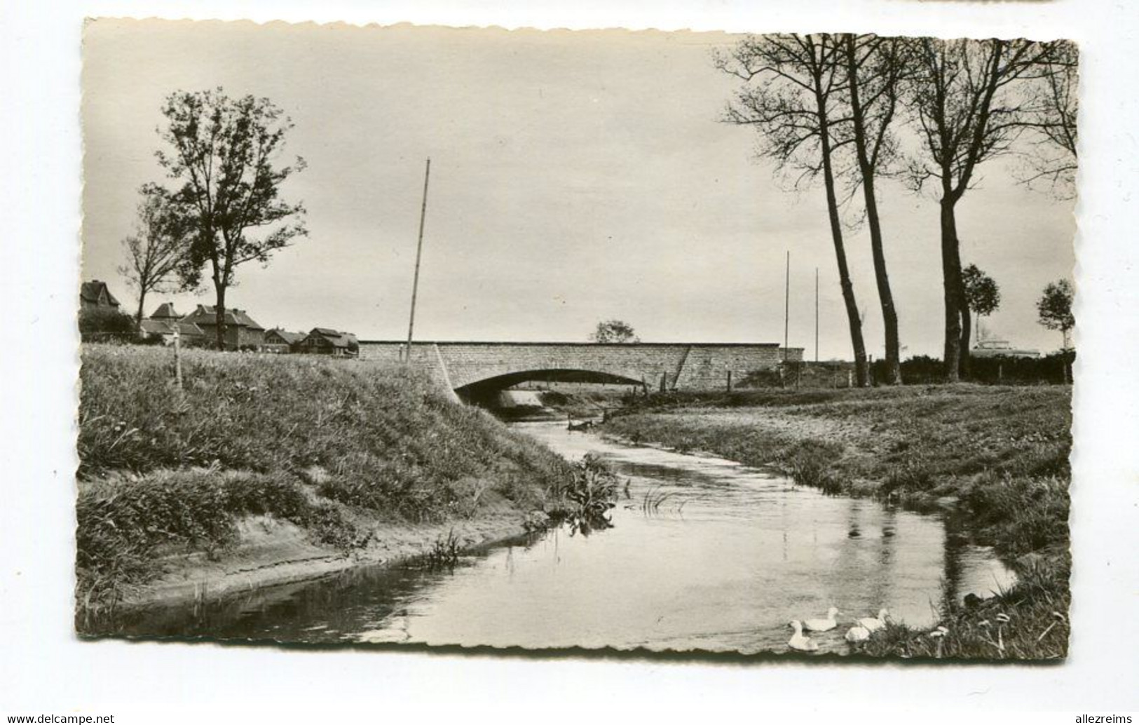 Carte Belgique : ETALLE  Le Pont   A   VOIR  !!!! - Etalle