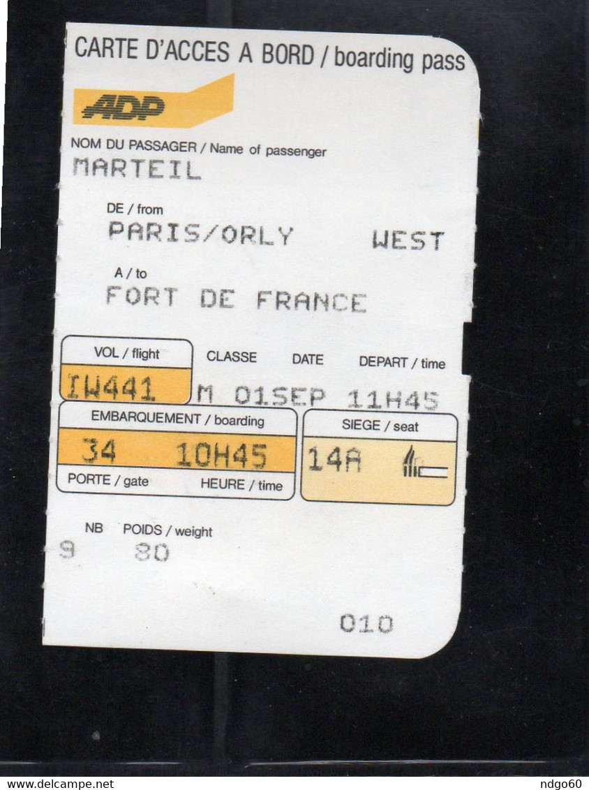 Cartes / Billets D'embarquement Avion Zurich / Paris Charles De Gaulle & Carte D' Accés à Bord  ADP Paris Orly - Europa