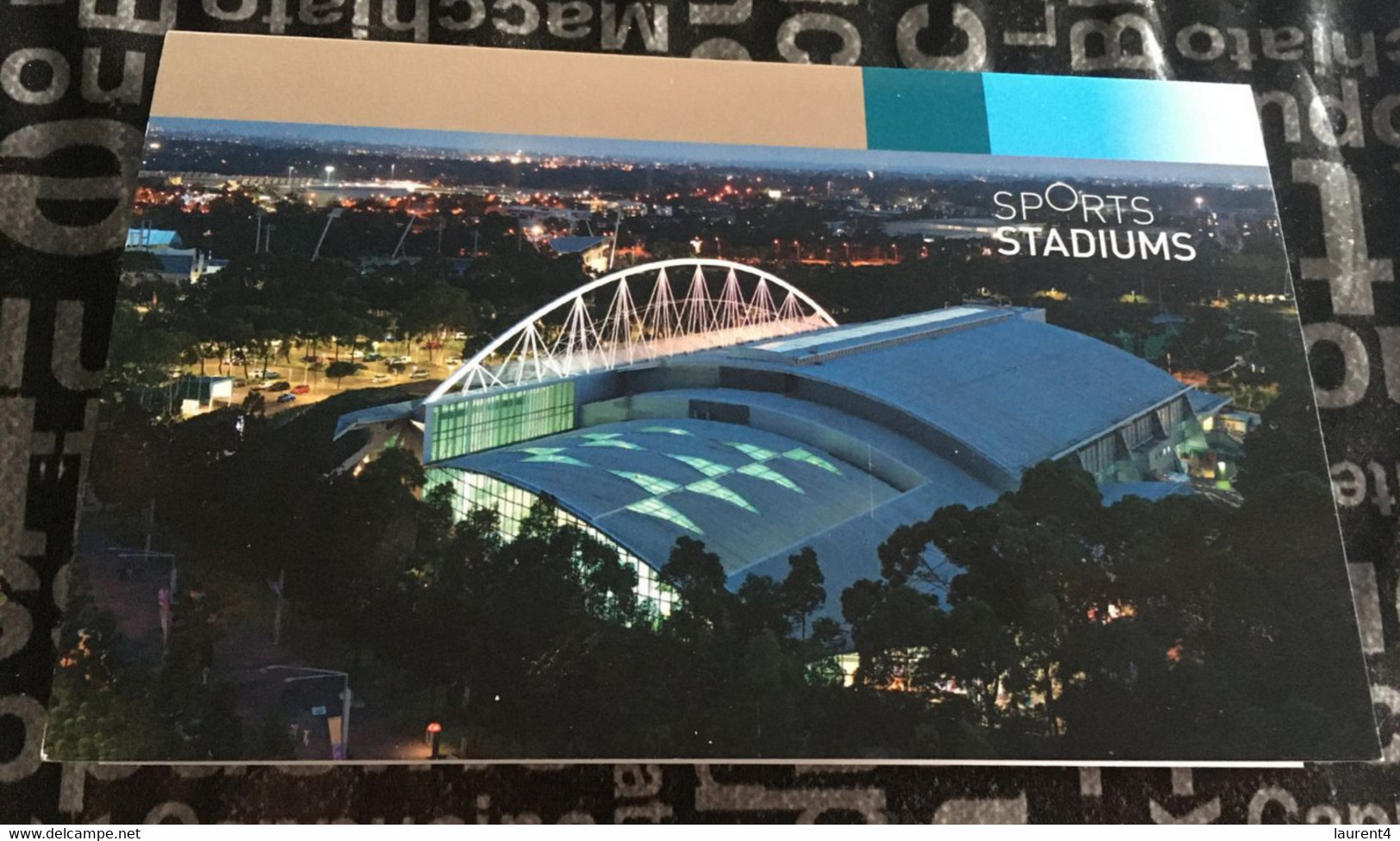 (4 C 26) Australia Post - Presentation Folder With 4 Used One Paper Stadium Stamp (as Seen) - Sonstige & Ohne Zuordnung