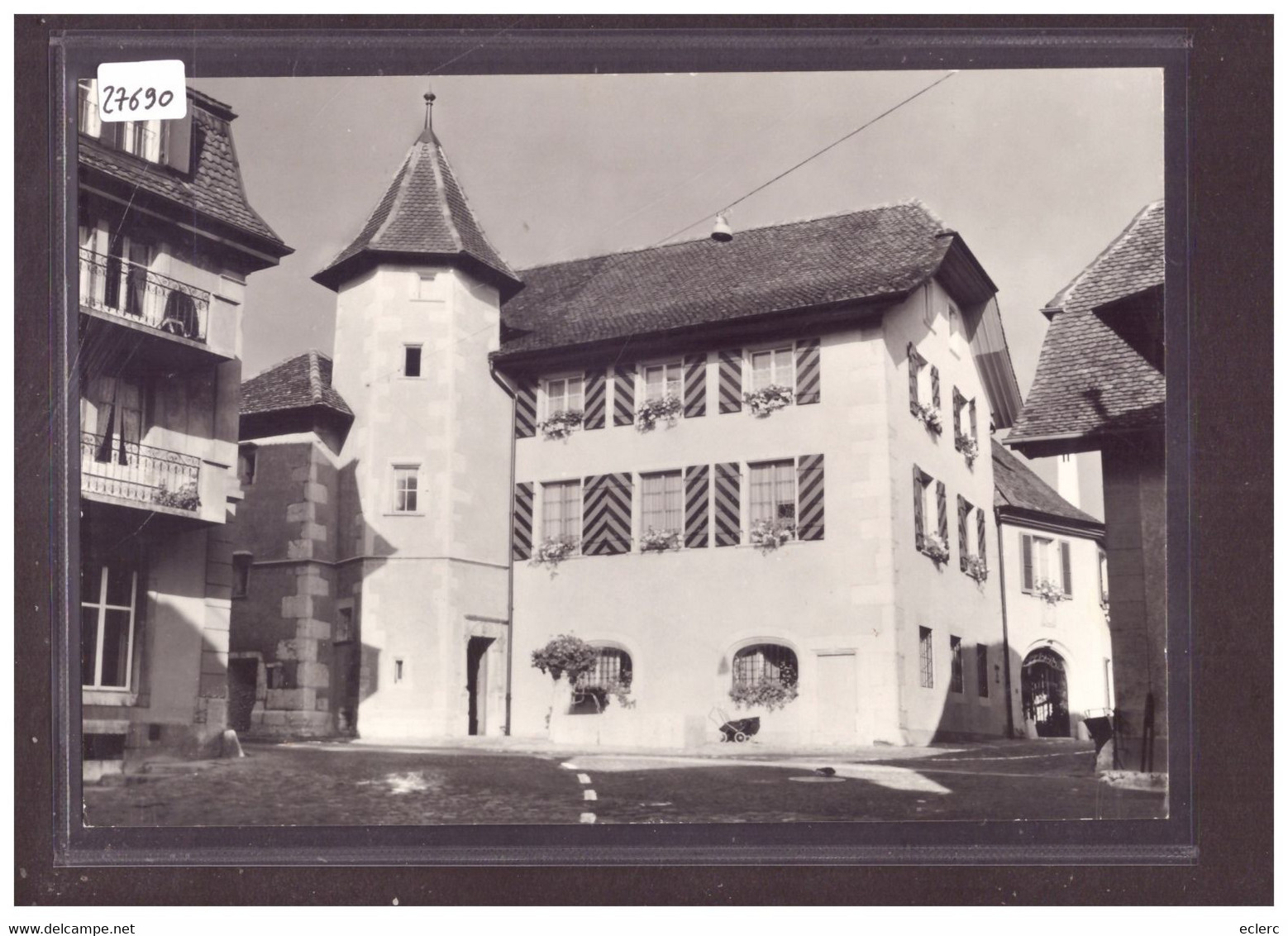 GRÖSSE 10x15cm - NEUVEVILLE - LE CHATEAU - TB - La Neuveville