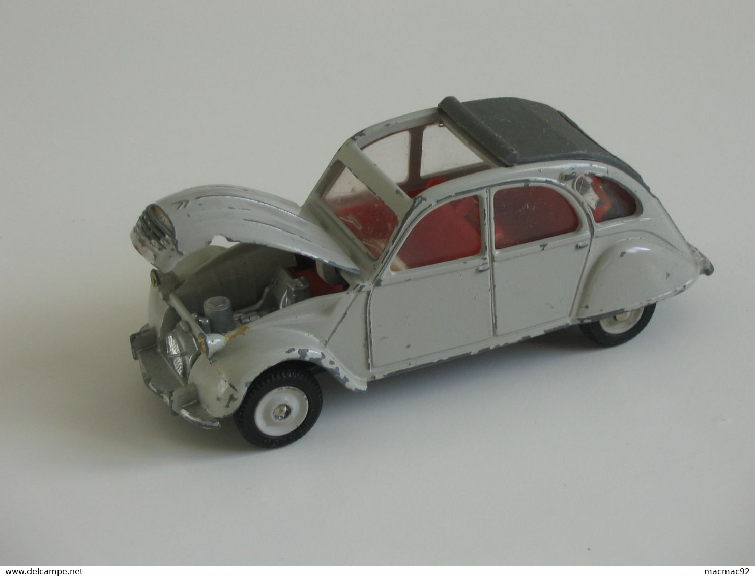 DINKY TOYS N°500 - 2 Cv CITROEN     **** EN ACHAT IMMEDIAT ****. - Dinky