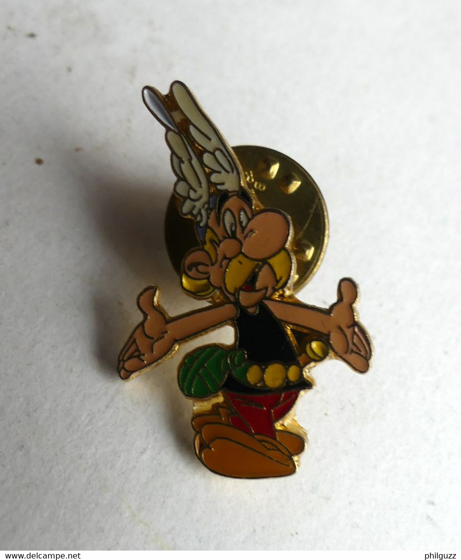 RARE PIN'S CORNER ASTERIX BRAS OUVERTS (2) - Pins